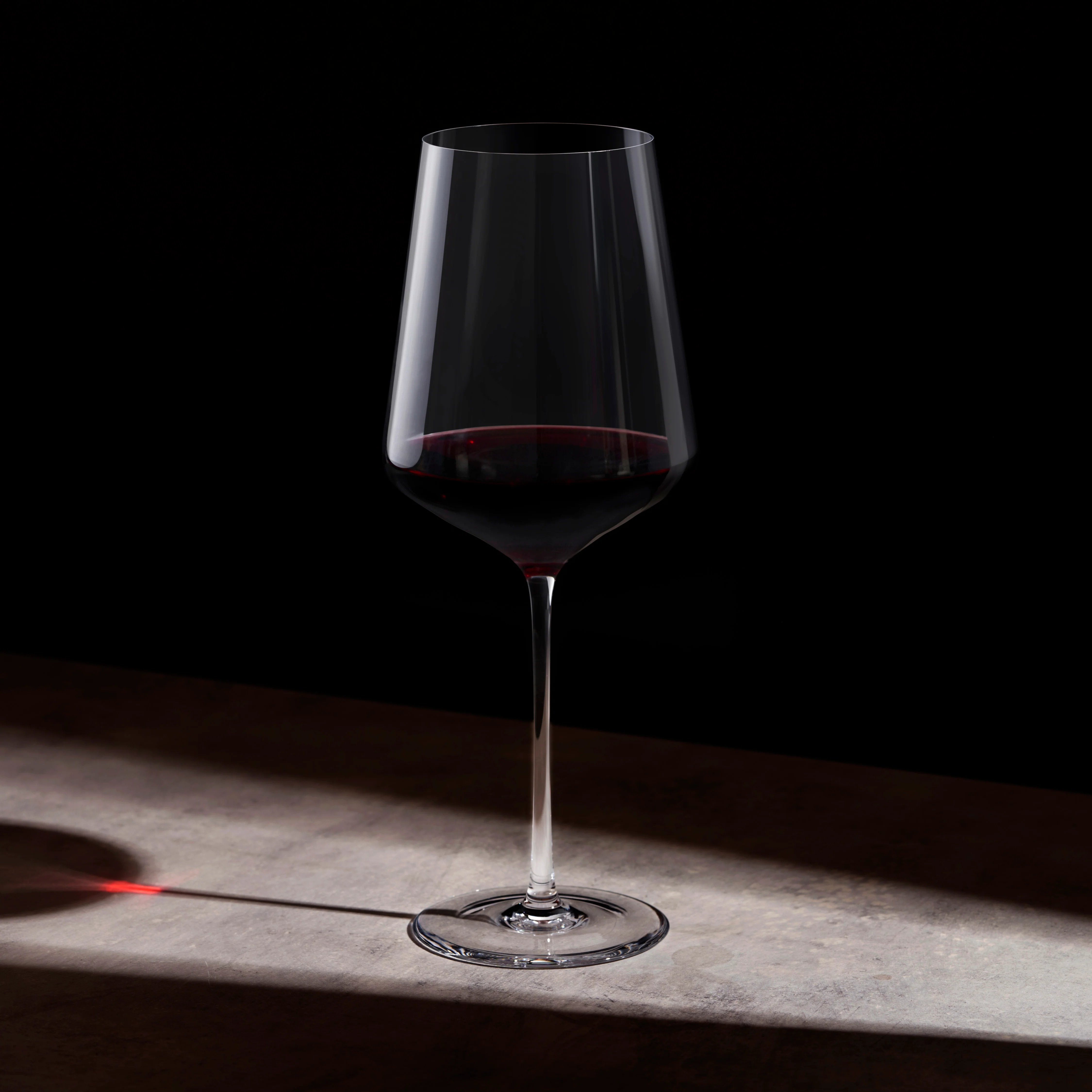 Reserve Liminal Universal Wine Glass - Image 5