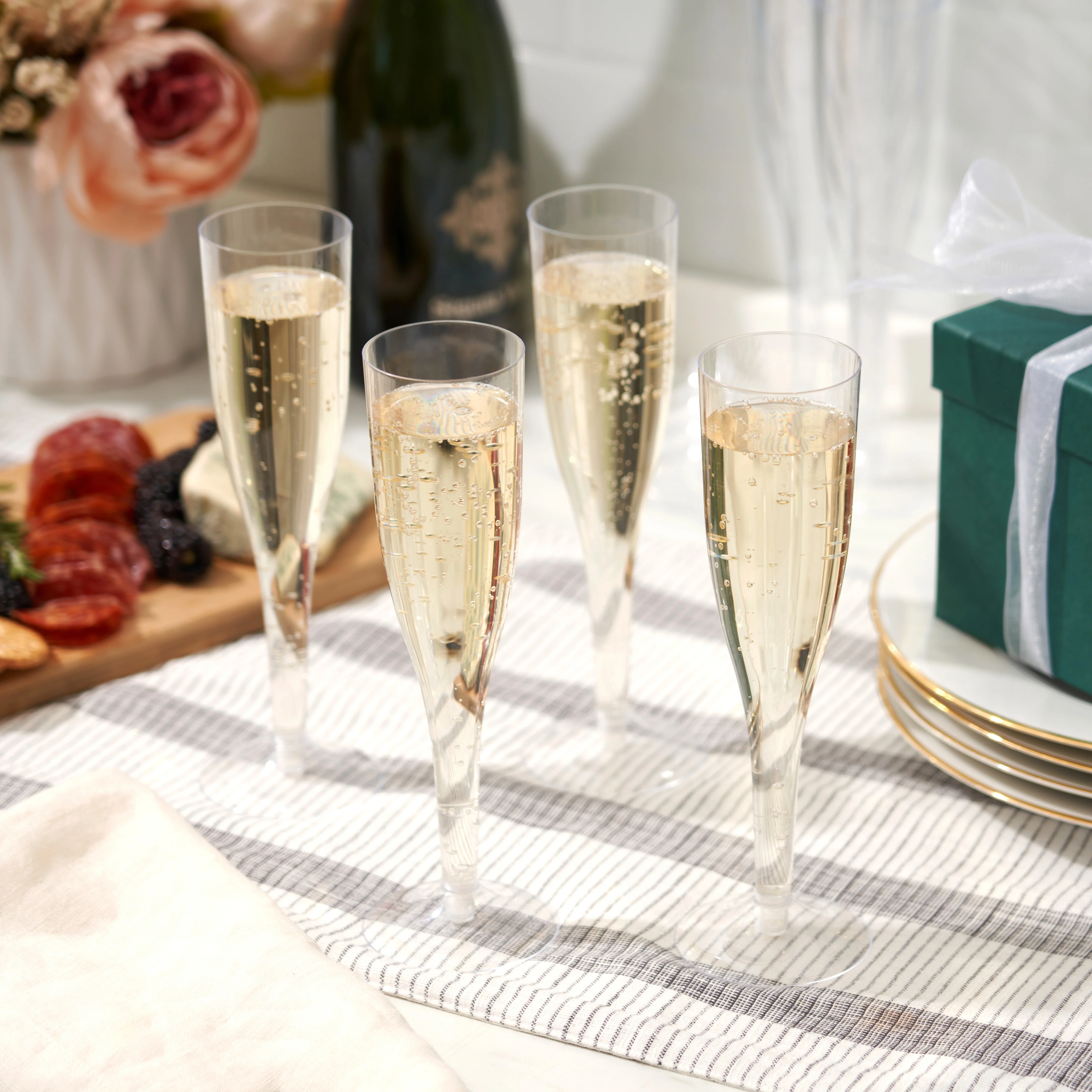 Party Plastic Champagne Flutes in Clear, Set of 12 - Image 4